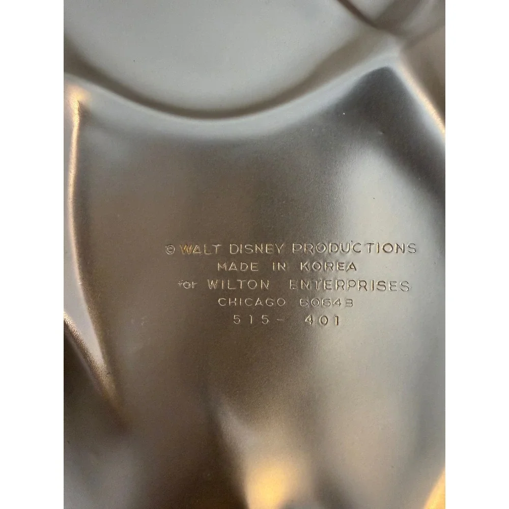 Vintage‎ Wilton Winnie the Pooh Aluminum Cake Pan Disney 515-401 Sugar Plum Pan